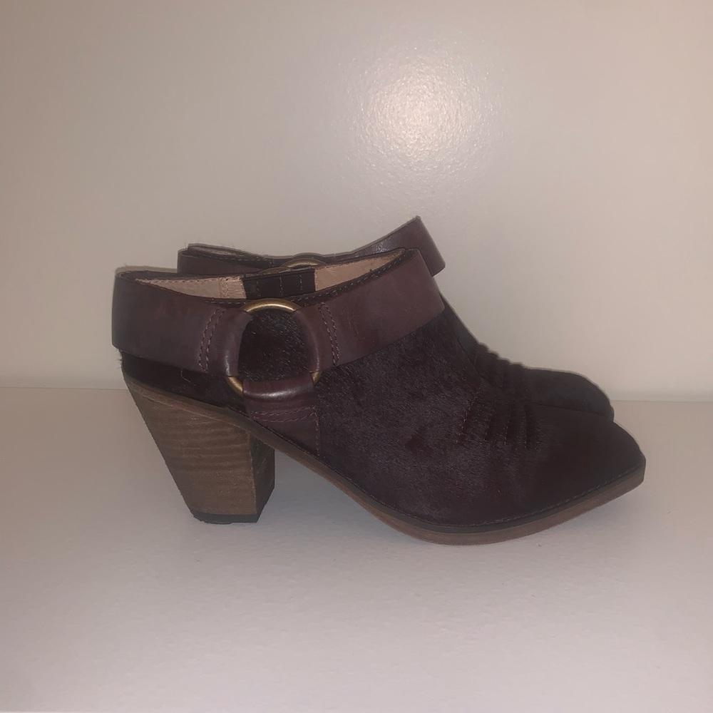Spirit by Lucchese Brown Cherry Leather Booties